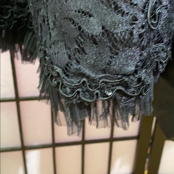 ๐๐Maggie Sottero Party Dress Size 2๐๐ - Picture 5 of 9